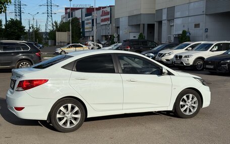 Hyundai Solaris II рестайлинг, 2011 год, 990 000 рублей, 8 фотография