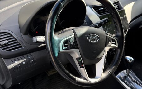 Hyundai Solaris II рестайлинг, 2011 год, 990 000 рублей, 12 фотография
