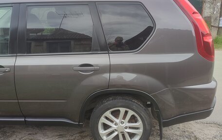 Nissan X-Trail, 2010 год, 1 000 000 рублей, 2 фотография