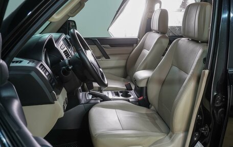 Mitsubishi Pajero IV, 2017 год, 3 149 000 рублей, 10 фотография