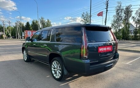 Cadillac Escalade IV, 2019 год, 5 500 000 рублей, 2 фотография