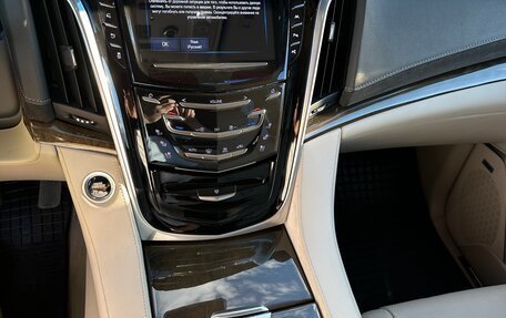 Cadillac Escalade IV, 2019 год, 5 500 000 рублей, 13 фотография