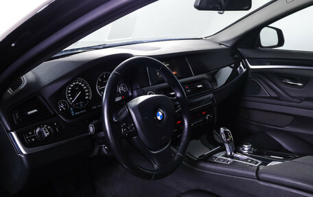 BMW 5 серия, 2016 год, 2 460 000 рублей, 15 фотография