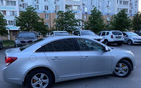Chevrolet Cruze II, 2010 год, 875 000 рублей, 9 фотография