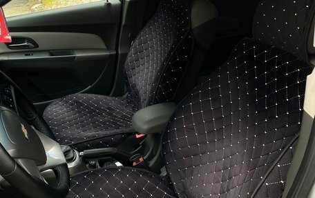 Chevrolet Cruze II, 2010 год, 875 000 рублей, 31 фотография