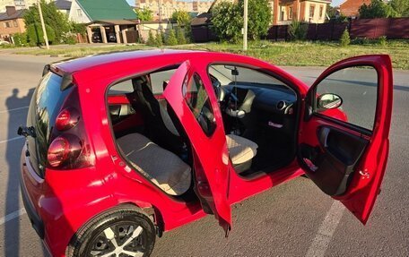 Peugeot 107 I рестайлинг, 2014 год, 790 000 рублей, 8 фотография