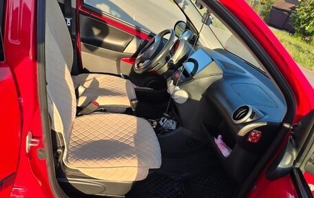 Peugeot 107 I рестайлинг, 2014 год, 790 000 рублей, 9 фотография