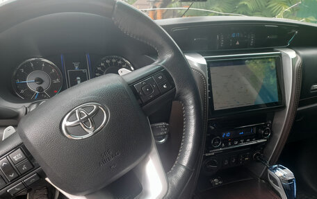 Toyota Fortuner II, 2017 год, 3 300 000 рублей, 10 фотография