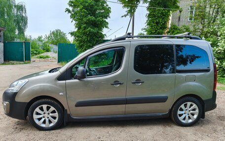 Peugeot Partner II рестайлинг 2, 2017 год, 1 300 000 рублей, 3 фотография
