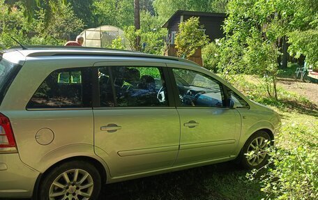 Opel Zafira B, 2006 год, 450 000 рублей, 4 фотография