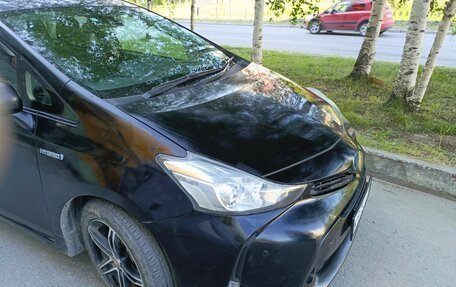 Toyota Prius Alpha I (ZVW40/41), 2019 год, 1 350 000 рублей, 8 фотография