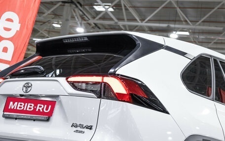 Toyota RAV4, 2022 год, 3 680 000 рублей, 13 фотография