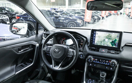 Toyota RAV4, 2022 год, 3 680 000 рублей, 24 фотография
