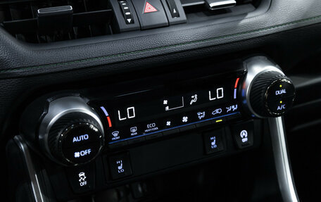 Toyota RAV4, 2022 год, 3 680 000 рублей, 32 фотография