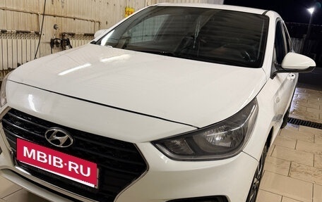 Hyundai Solaris II рестайлинг, 2019 год, 1 050 000 рублей, 5 фотография