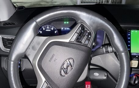 Hyundai Solaris II рестайлинг, 2019 год, 1 050 000 рублей, 2 фотография