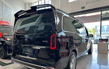 Mercedes-Benz Vito, 2025 год, 7 400 000 рублей, 12 фотография
