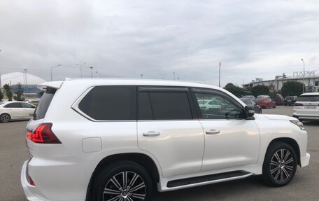 Lexus LX III, 2018 год, 10 500 000 рублей, 3 фотография