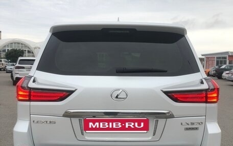 Lexus LX III, 2018 год, 10 500 000 рублей, 4 фотография