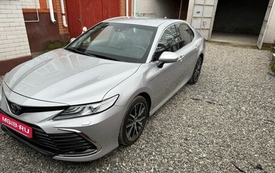 Toyota Camry, 2021 год, 3 900 000 рублей, 1 фотография