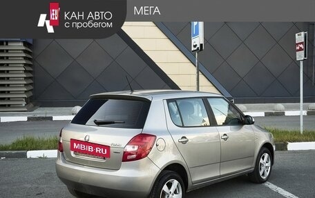 Skoda Fabia II, 2012 год, 589 000 рублей, 2 фотография