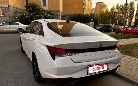 Hyundai Elantra, 2021 год, 2 390 000 рублей, 7 фотография