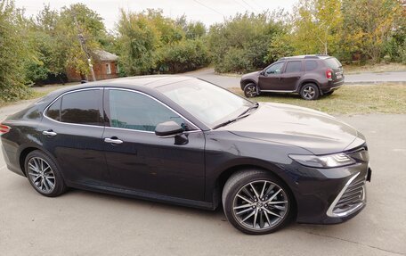 Toyota Camry, 2023 год, 4 000 000 рублей, 3 фотография