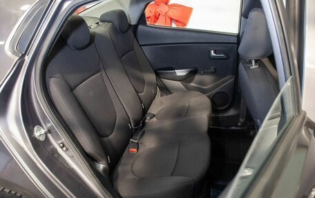 KIA Rio III рестайлинг, 2014 год, 950 000 рублей, 30 фотография