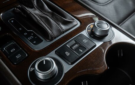Volkswagen Touareg III, 2016 год, 3 099 000 рублей, 20 фотография