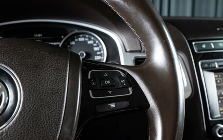 Volkswagen Touareg III, 2016 год, 3 099 000 рублей, 22 фотография