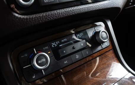 Volkswagen Touareg III, 2016 год, 3 099 000 рублей, 18 фотография