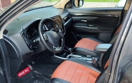 Mitsubishi Outlander III рестайлинг 3, 2019 год, 2 030 000 рублей, 18 фотография