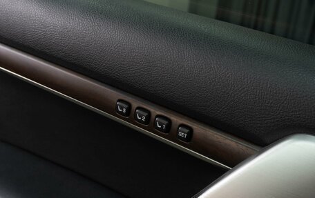 Toyota Land Cruiser 200, 2016 год, 5 618 000 рублей, 13 фотография