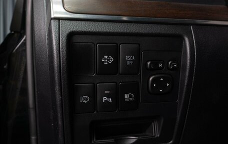 Toyota Land Cruiser 200, 2016 год, 5 618 000 рублей, 14 фотография