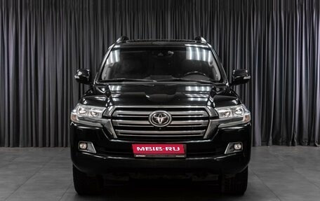 Toyota Land Cruiser 200, 2016 год, 5 618 000 рублей, 3 фотография