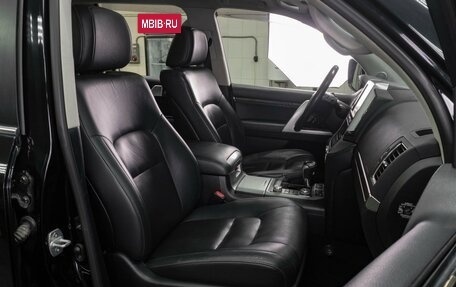 Toyota Land Cruiser 200, 2016 год, 5 618 000 рублей, 8 фотография
