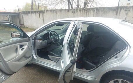 Toyota Camry, 2008 год, 1 050 000 рублей, 8 фотография