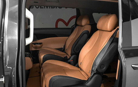 KIA Carnival, 2022 год, 4 550 000 рублей, 10 фотография