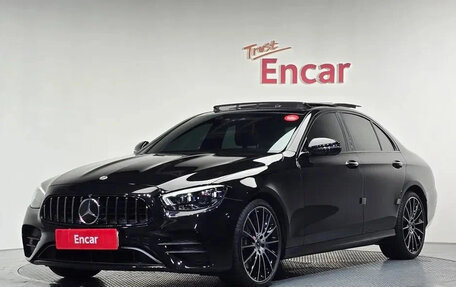 Mercedes-Benz E-Класс, 2023 год, 1 фотография