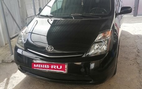Toyota Prius, 2006 год, 750 000 рублей, 13 фотография