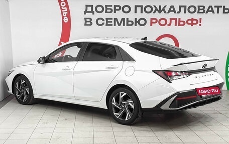 Hyundai Elantra, 2023 год, 2 040 000 рублей, 6 фотография
