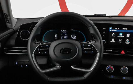 Hyundai Elantra, 2023 год, 2 040 000 рублей, 11 фотография