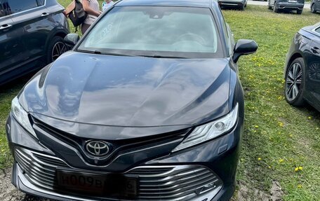 Toyota Camry, 2020 год, 3 200 000 рублей, 1 фотография