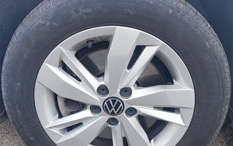 Volkswagen Polo VI (EU Market), 2022 год, 1 850 000 рублей, 32 фотография