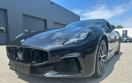 Maserati GranTurismo, 2023 год, 20 990 000 рублей, 7 фотография