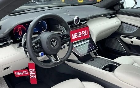 Maserati GranTurismo, 2023 год, 20 990 000 рублей, 11 фотография