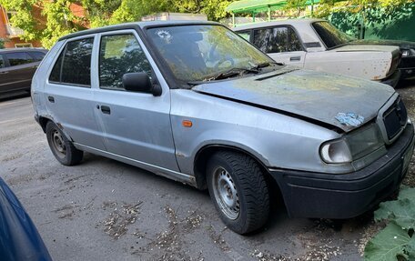 Skoda Felicia I рестайлинг, 1998 год, 49 999 рублей, 2 фотография