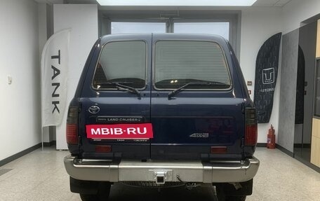 Toyota Land Cruiser 80 рестайлинг, 1997 год, 2 100 000 рублей, 5 фотография