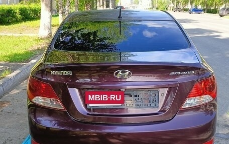Hyundai Solaris II рестайлинг, 2011 год, 430 000 рублей, 2 фотография