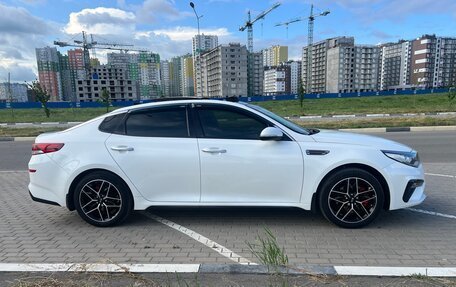 KIA Optima IV, 2018 год, 2 200 000 рублей, 12 фотография